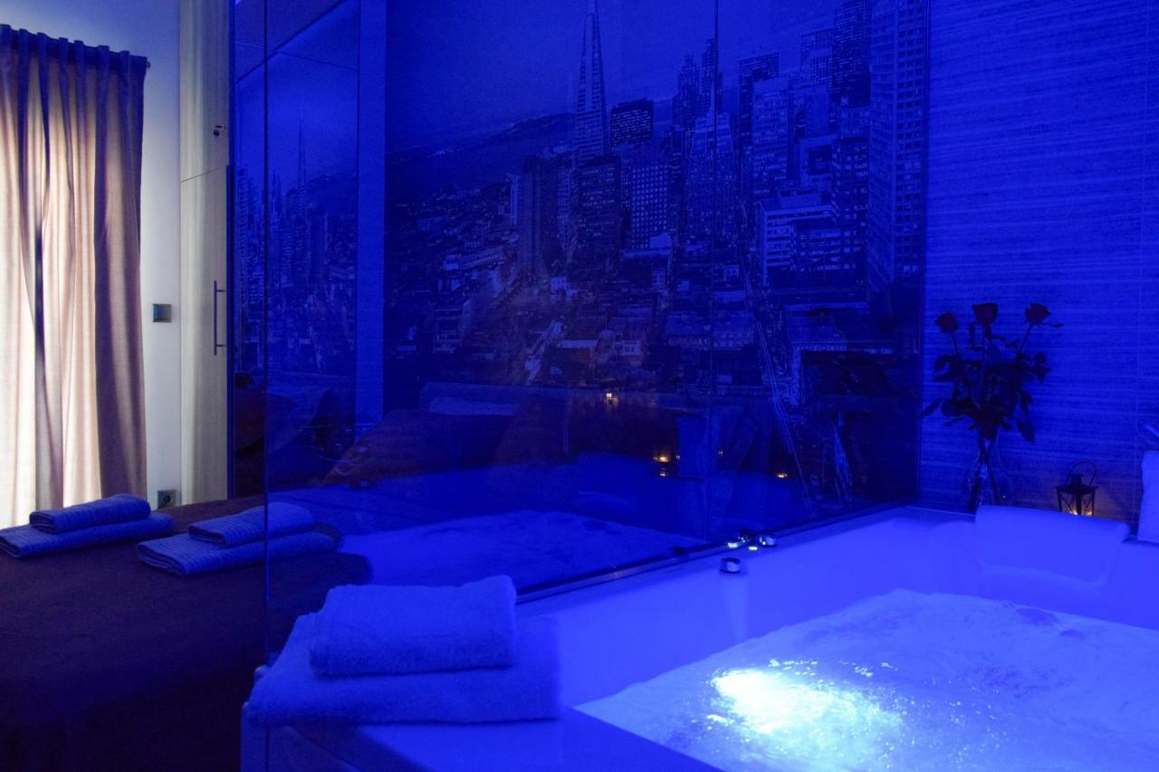 Nephele Luxury Suite เทสซาโลนิกิ ภายนอก รูปภาพ