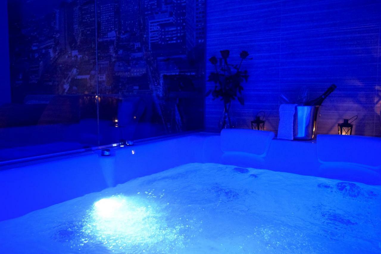 Nephele Luxury Suite เทสซาโลนิกิ ภายนอก รูปภาพ